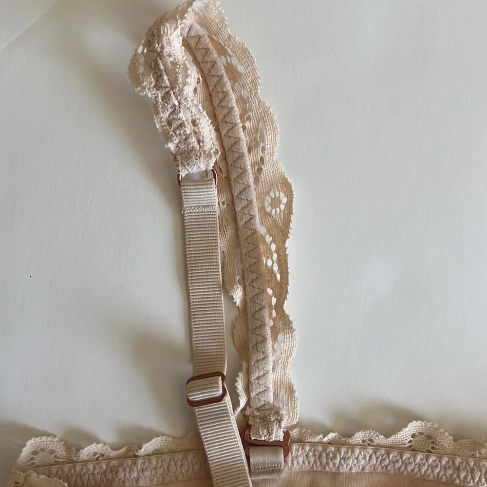 Aerie Bralette with adjustable & removable straps Small NWOT